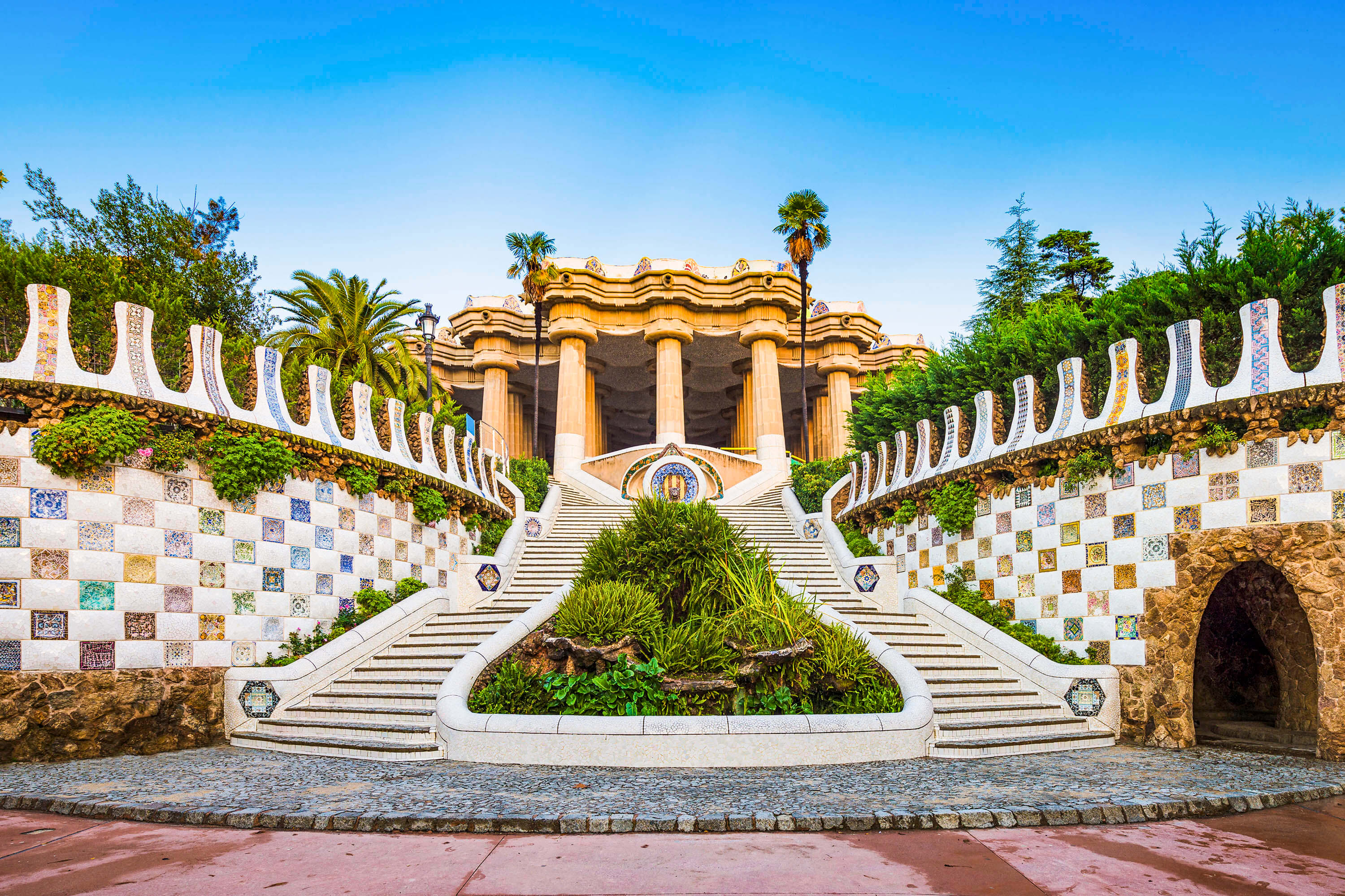 Barcelona, Park Güell: Self-Guided Tour – Image 2 | WeShare