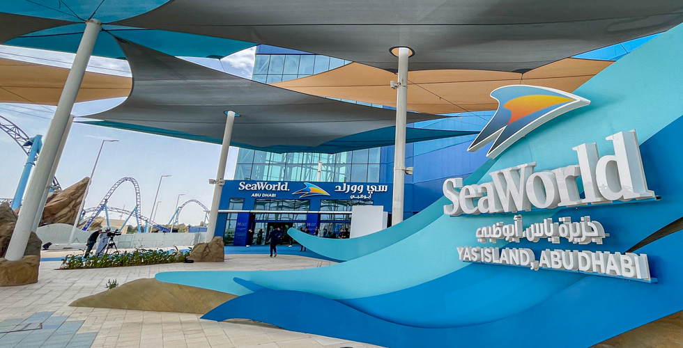 Abu Dhabi City Tour with Grand Mosque & SeaWorld Entrance tickets