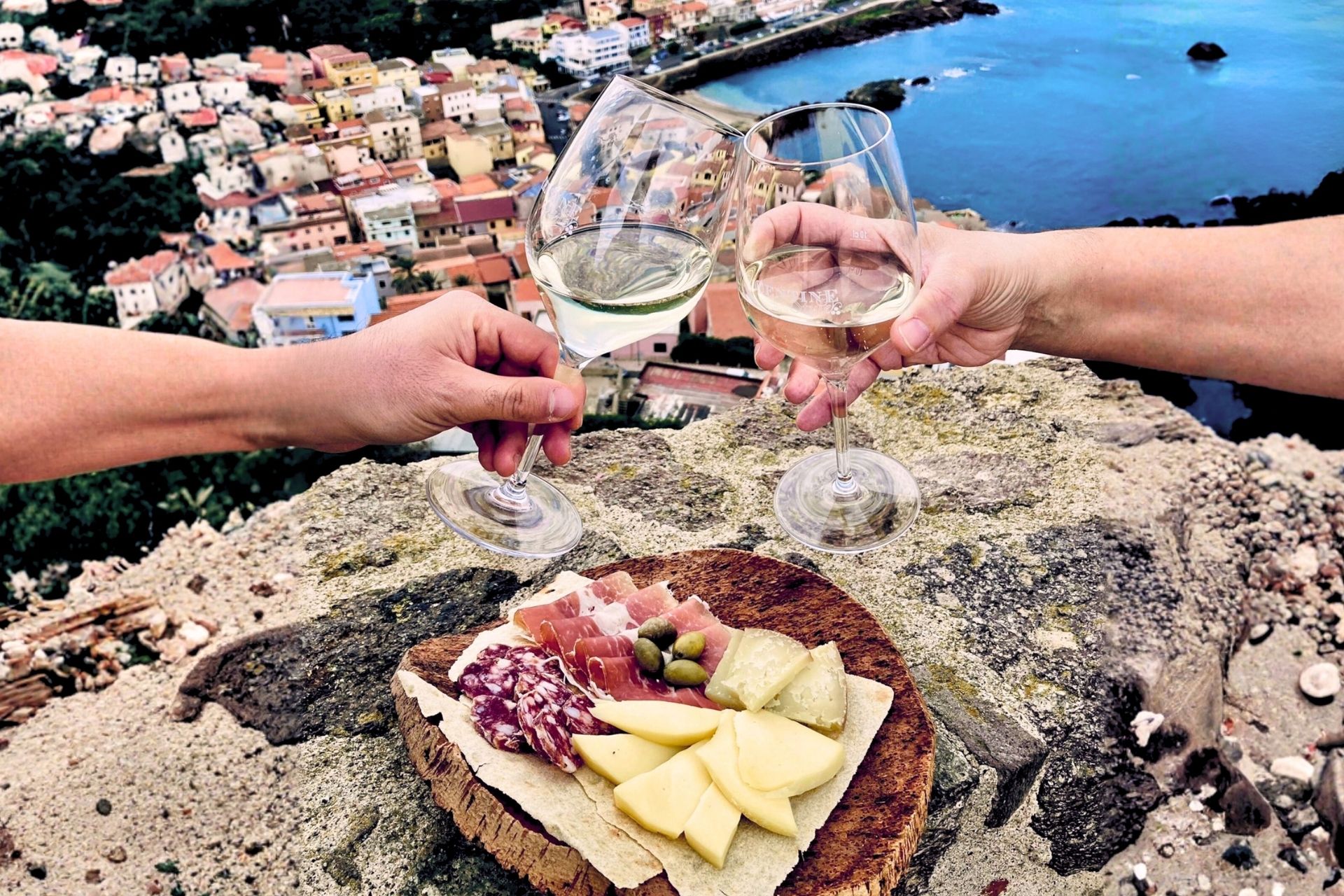 Castelsardo: old town tour with aperitif - Photo 4