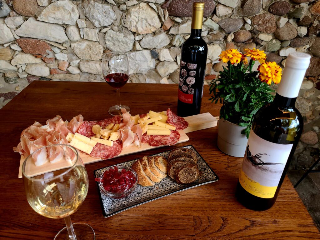 Vineyard tour and tasting of Garda Wines in Cavaion Veronese - Photo 13