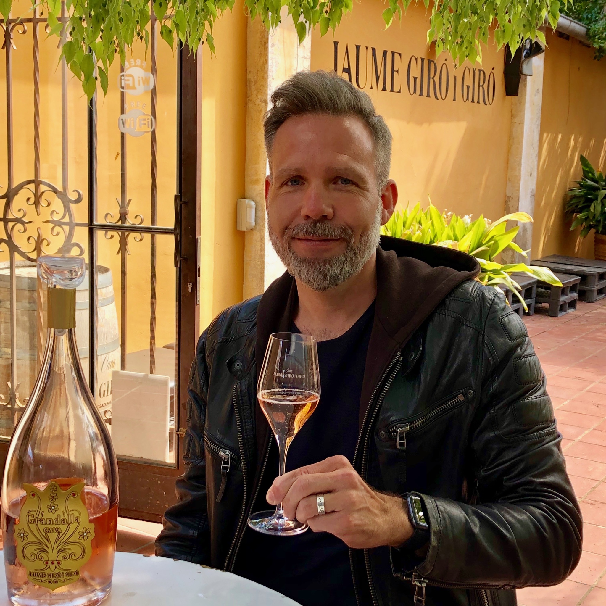 Exclusive Champagne & Chocolate Getaway with excellent lunch - Photo 5