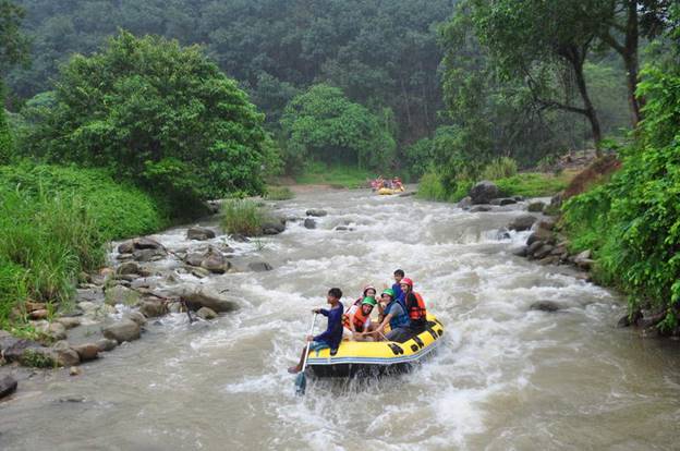 PHUKET-PHANG NGA: Únase al tour Día completo Rafting en rápidos 5 km. Tirolesa 150 M. Bahía de Phang Nga con almuerzo - Foto 3