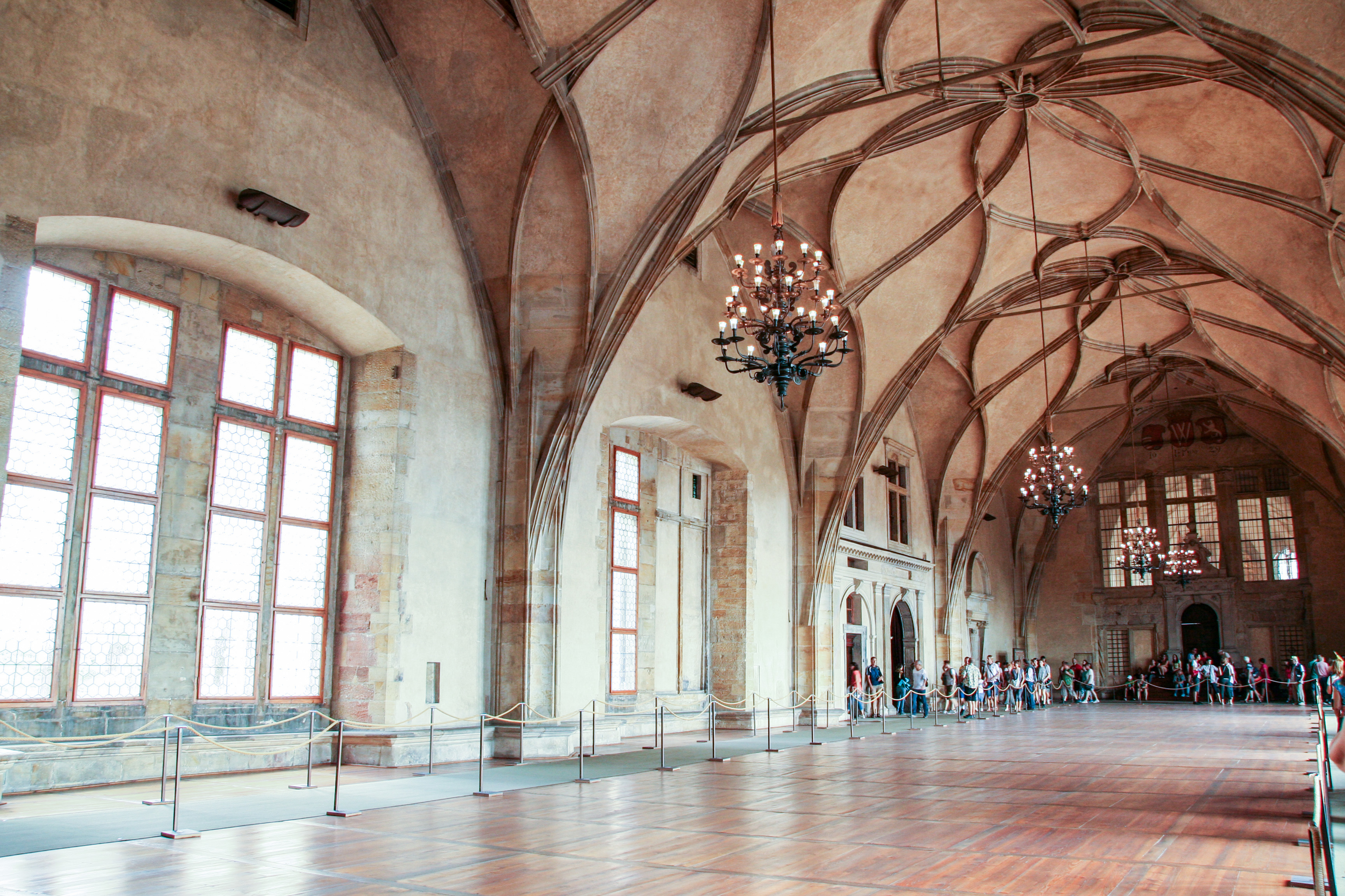 Prague Castle Interiors: Tour with German Guide and Entry Ticket