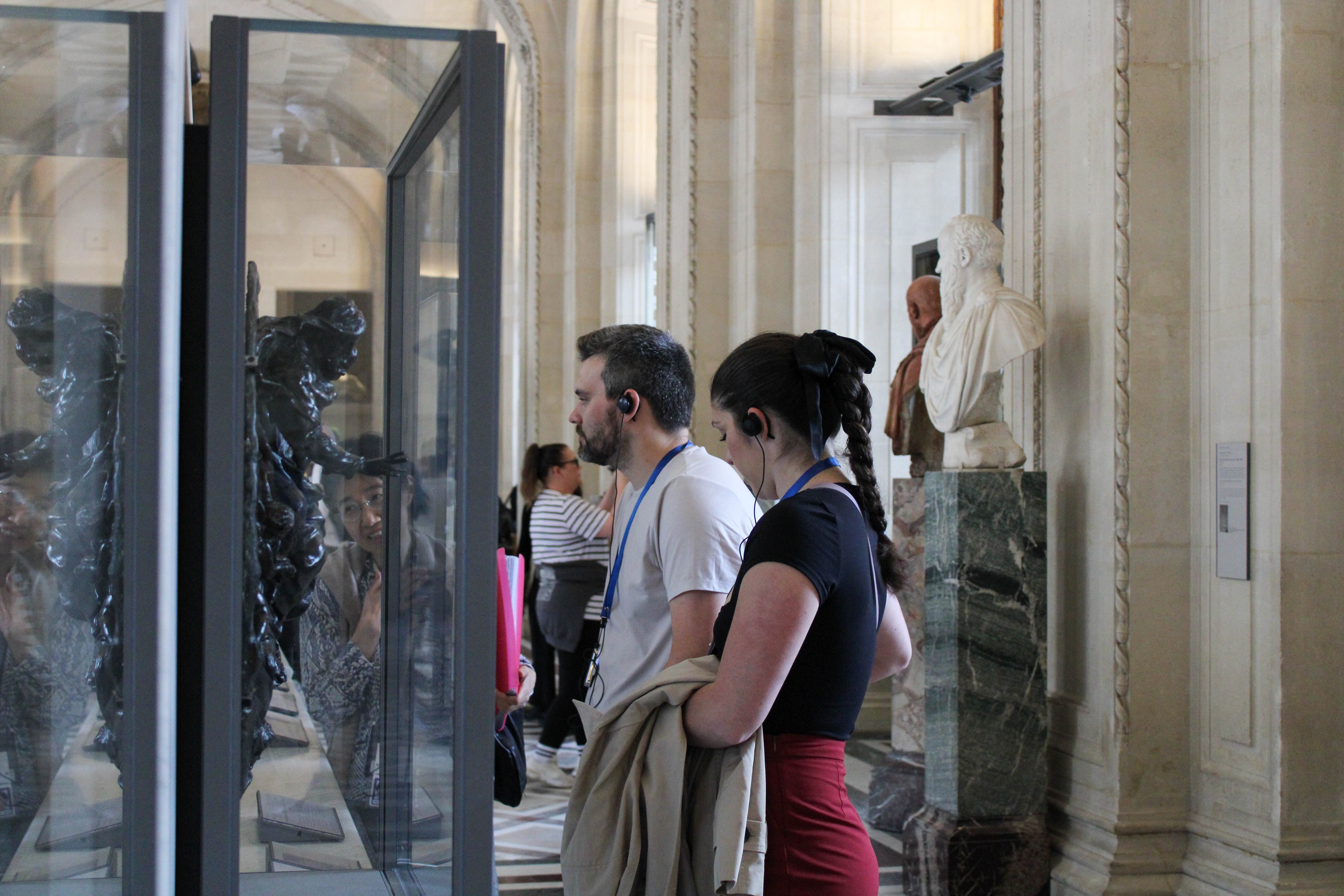 Murders and Mysteries of the Louvre - Photo 14