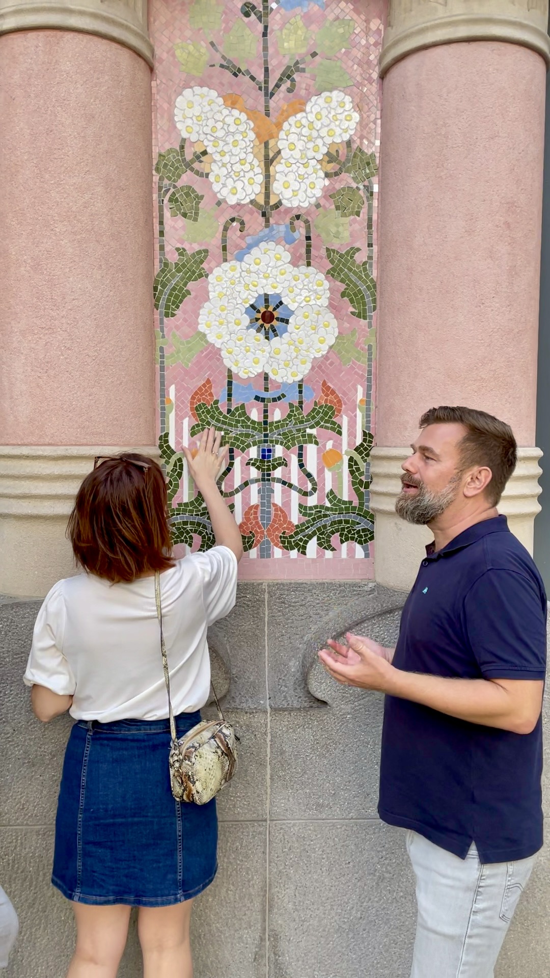 Gaudí & Barcelona Legends - Photo 3