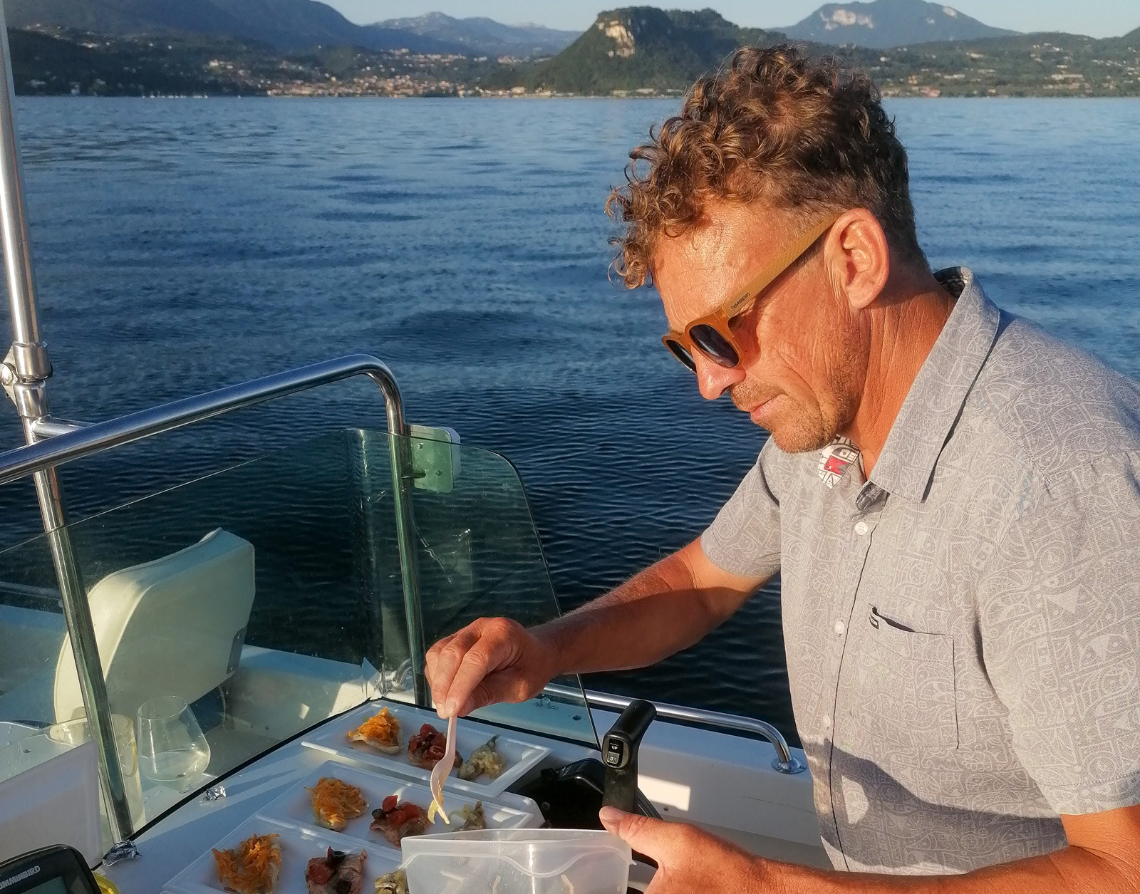 Sunset boat cruise with wine and fish tasting from Garda - Photo 8