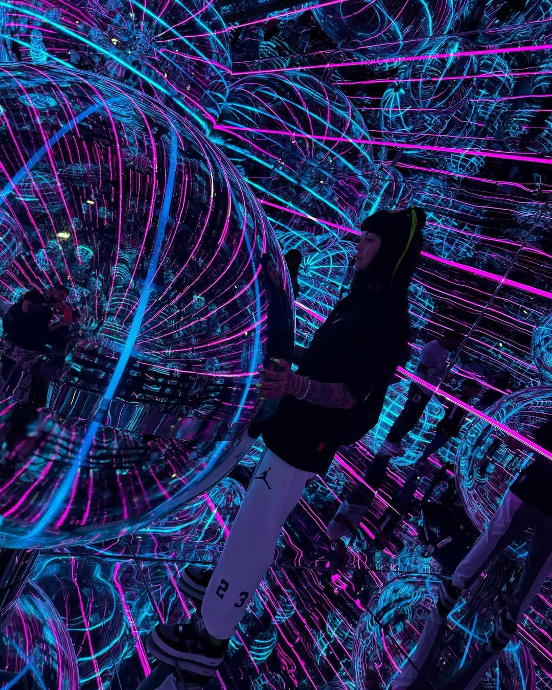 AYA The Universe	 – Image 1 | WeShare