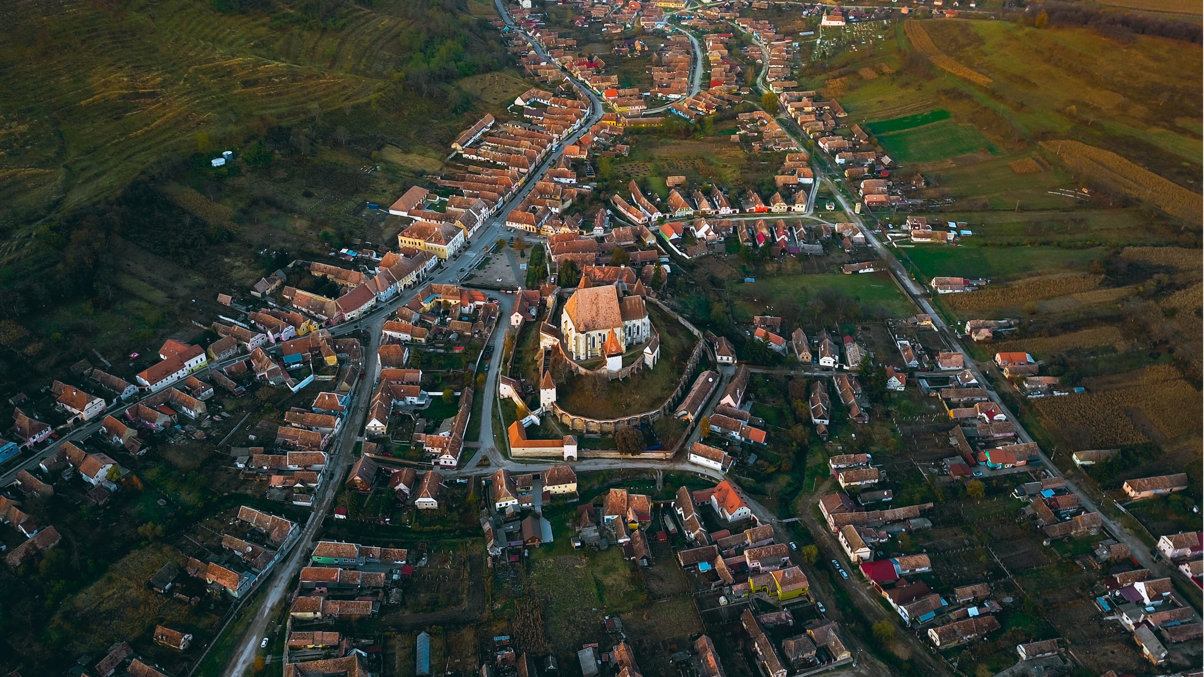 Transylvania Gems: Sighisoara, Medias, Biertan & Gypsy Encounter