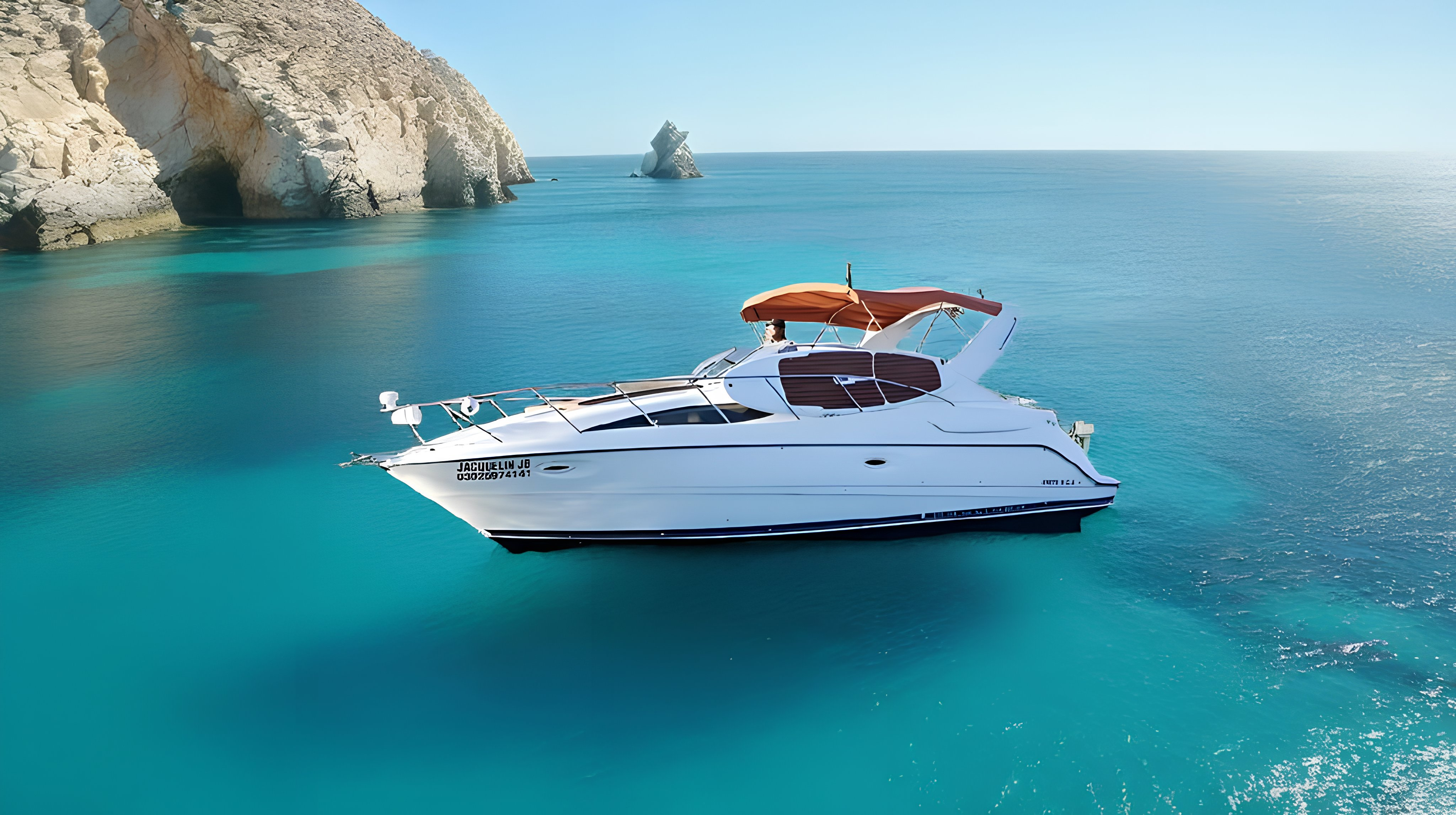 Cabo Private Yacht Cruise to El Arco with Snorkeling Adventure