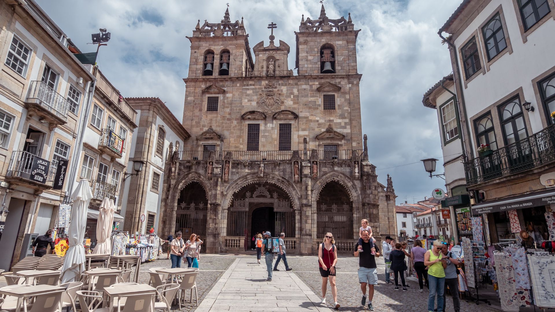 Guimarães & Braga Small Group Tour with Lunch and All Tickets Included - Photo 18