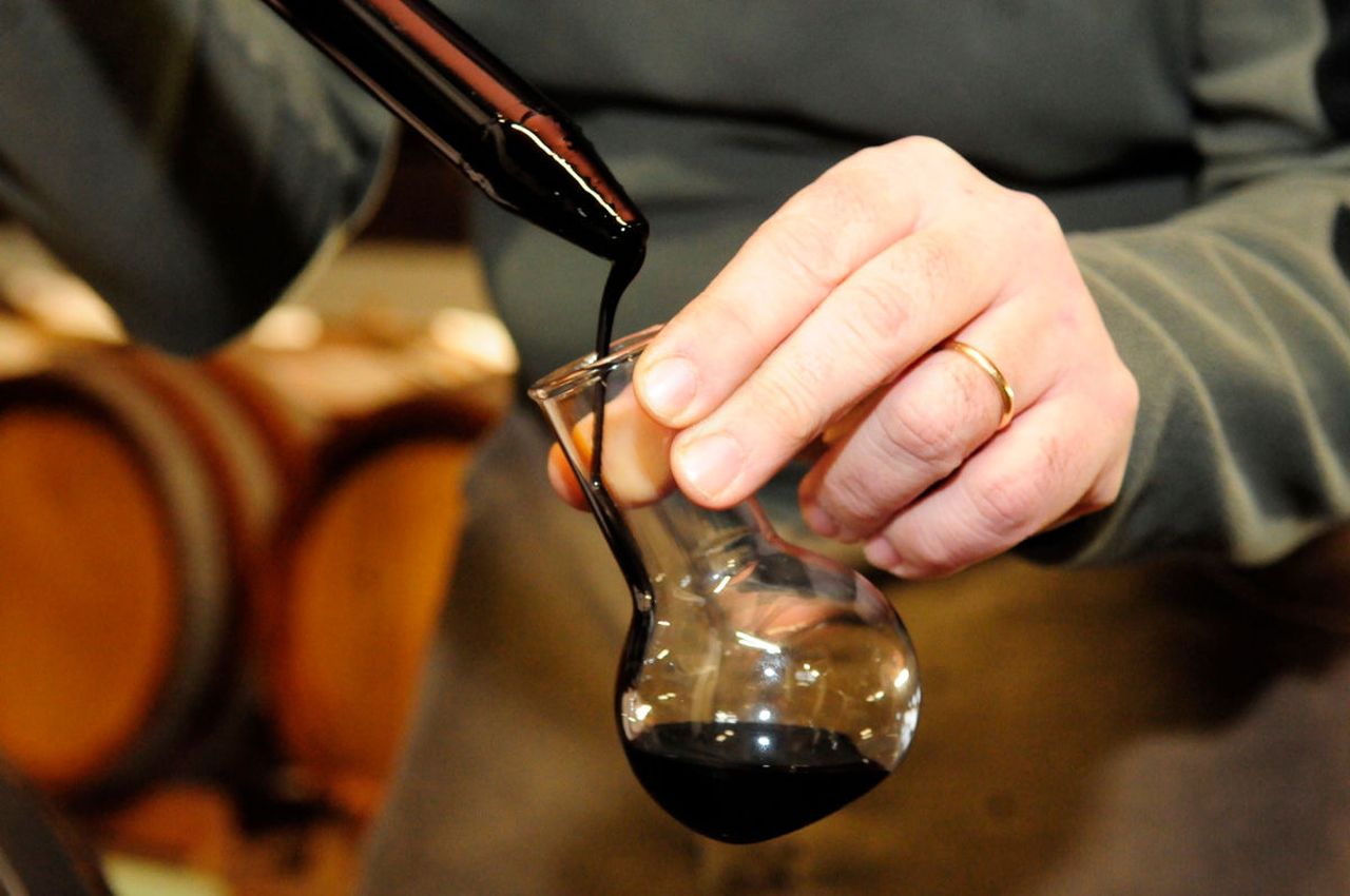 Modena: Visit vinegar cellar and tasting balsamic vinegar - Photo 7
