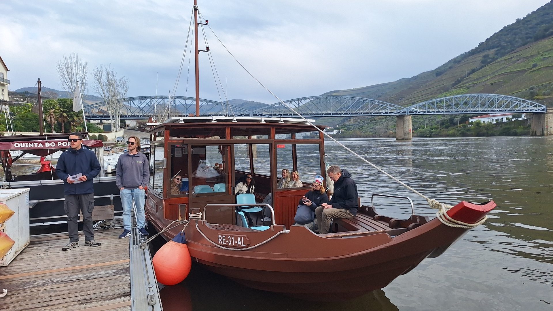 Private Douro Valley Tour: Provesende, Pinhão, Scenic Viewpoints and most renowned wineries - Photo 2