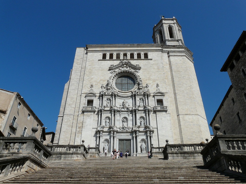 Day trip from Barcelona to Girona