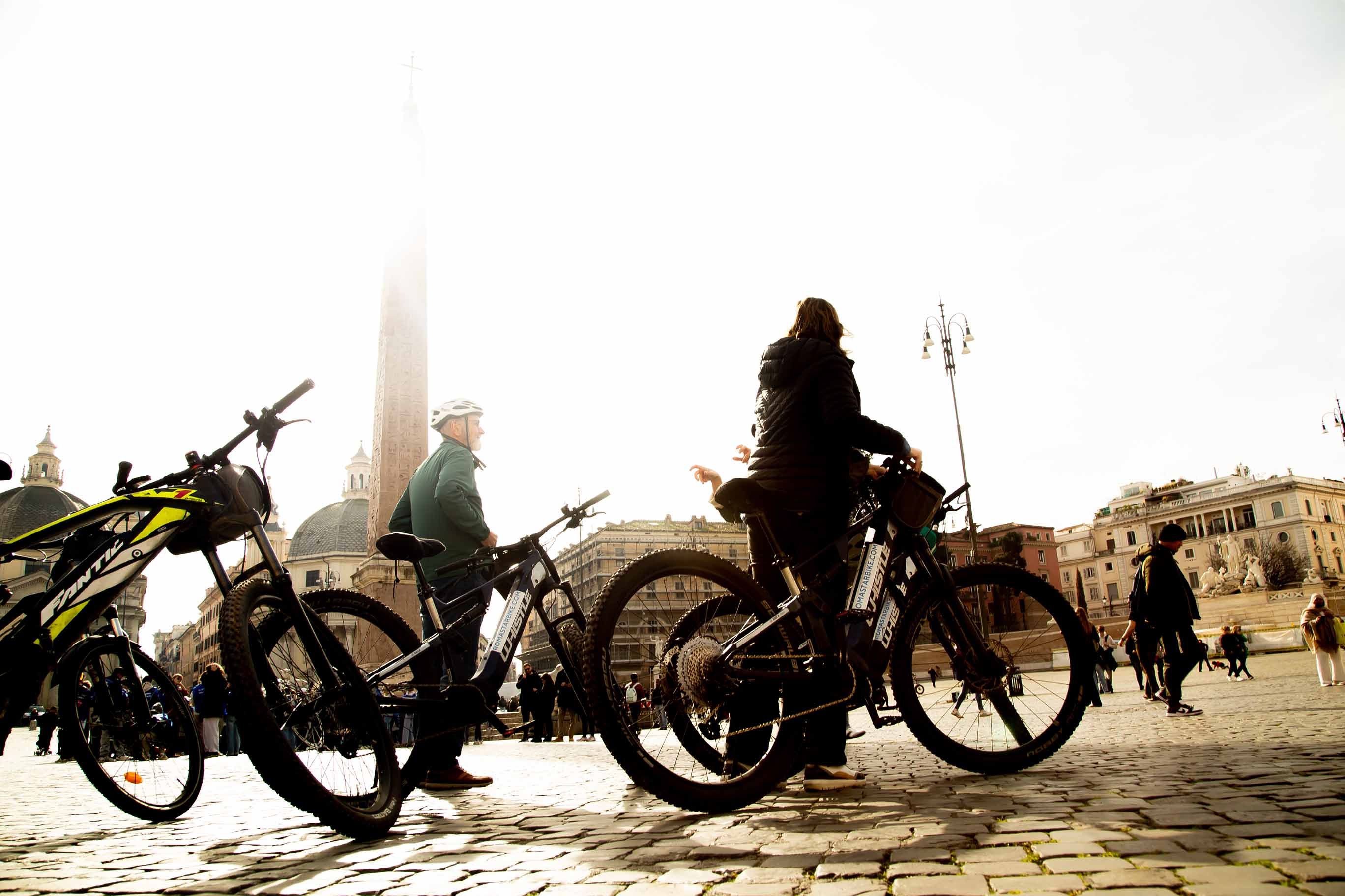 One-Day WOW Private Experience with Biking, Lunch, Golf Cart Tour, VIP Colosseum Access and Rooftop Aperitivo - Photo 18
