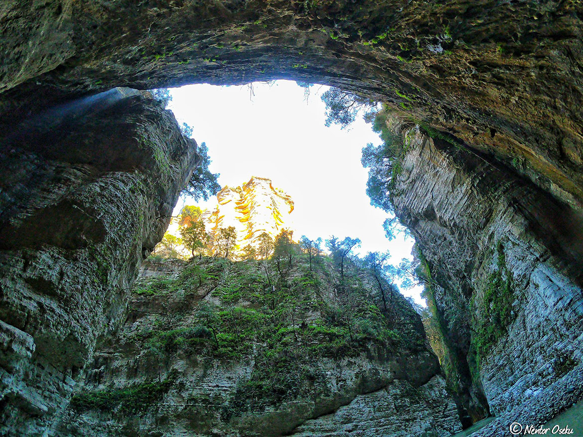 River hiking in the Osumi Canyons - Photo 8