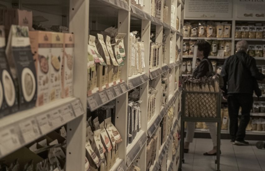 Eataly Lingotto Guided Tour and Tasting from Torino	 - Photo 2