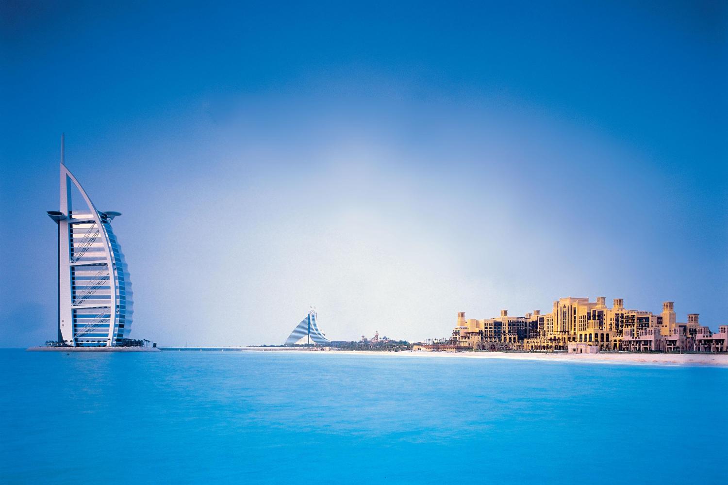 Dubai tour with lunch from Sharjah