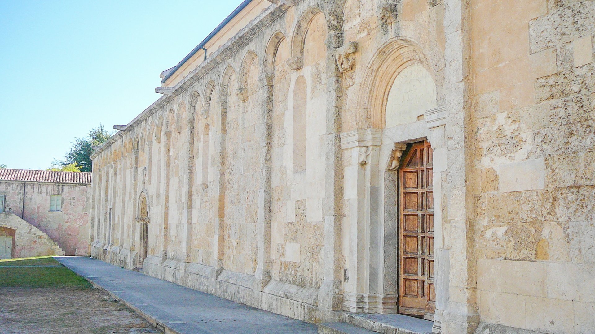 Porto Torres: discover the Basilica of San Gavino with audio guides - Photo 6