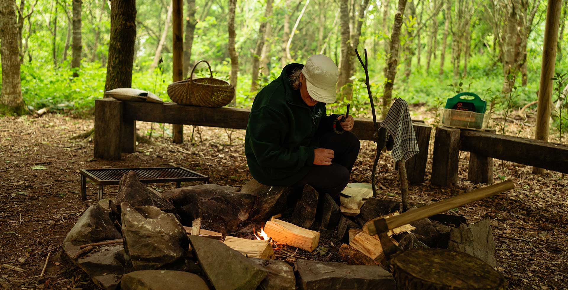 Adult Foraging Walk & Bushcraft Cookery Course for Beginners Near the Mourne Mountains – photo 1