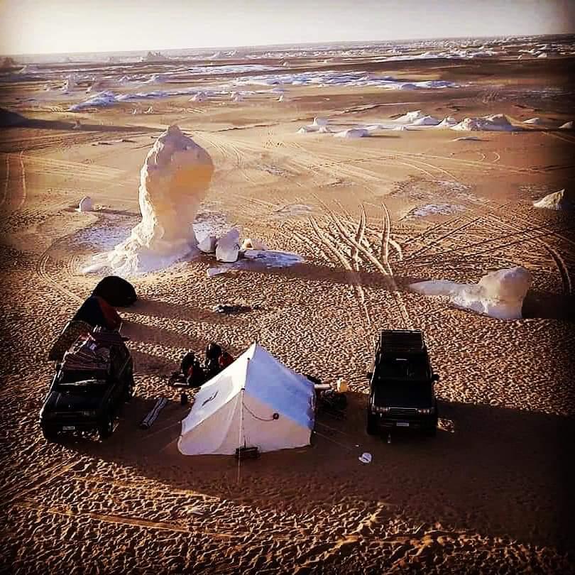 Safari egipcio en el desierto blanco y negro y aventura privada en Oasis (8 días)