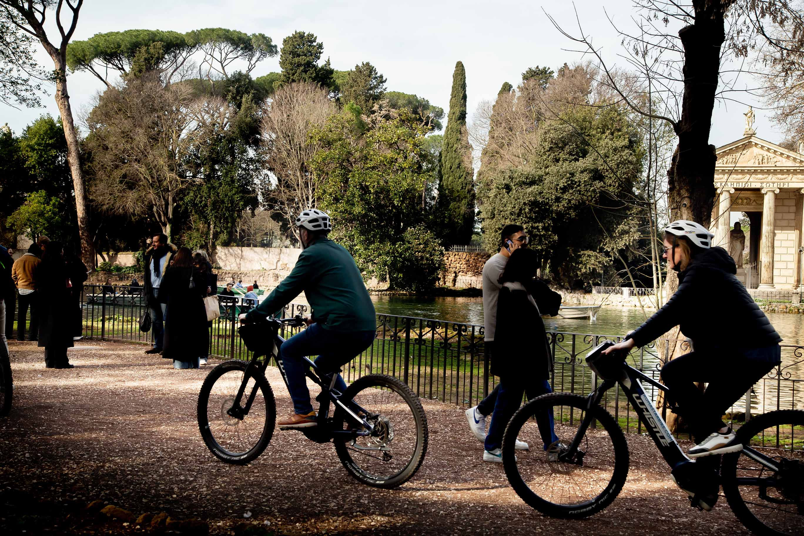 One-Day WOW Private Experience with Biking, Lunch, Golf Cart Tour, VIP Colosseum Access and Rooftop Aperitivo - Photo 16