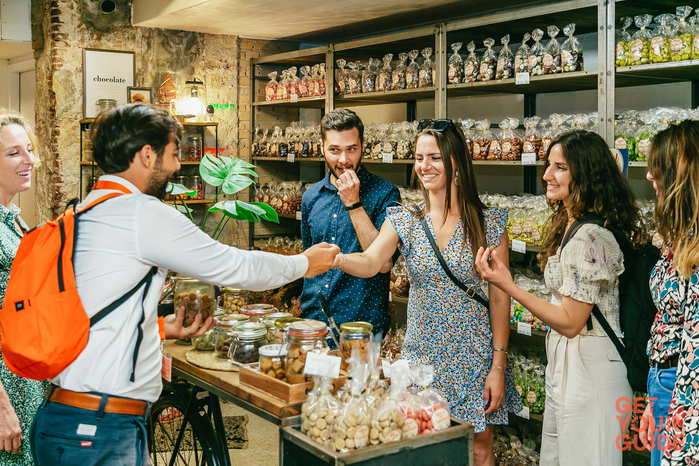 Private Secrets of Historical Amsterdam GYG – Image 1 | WeShare