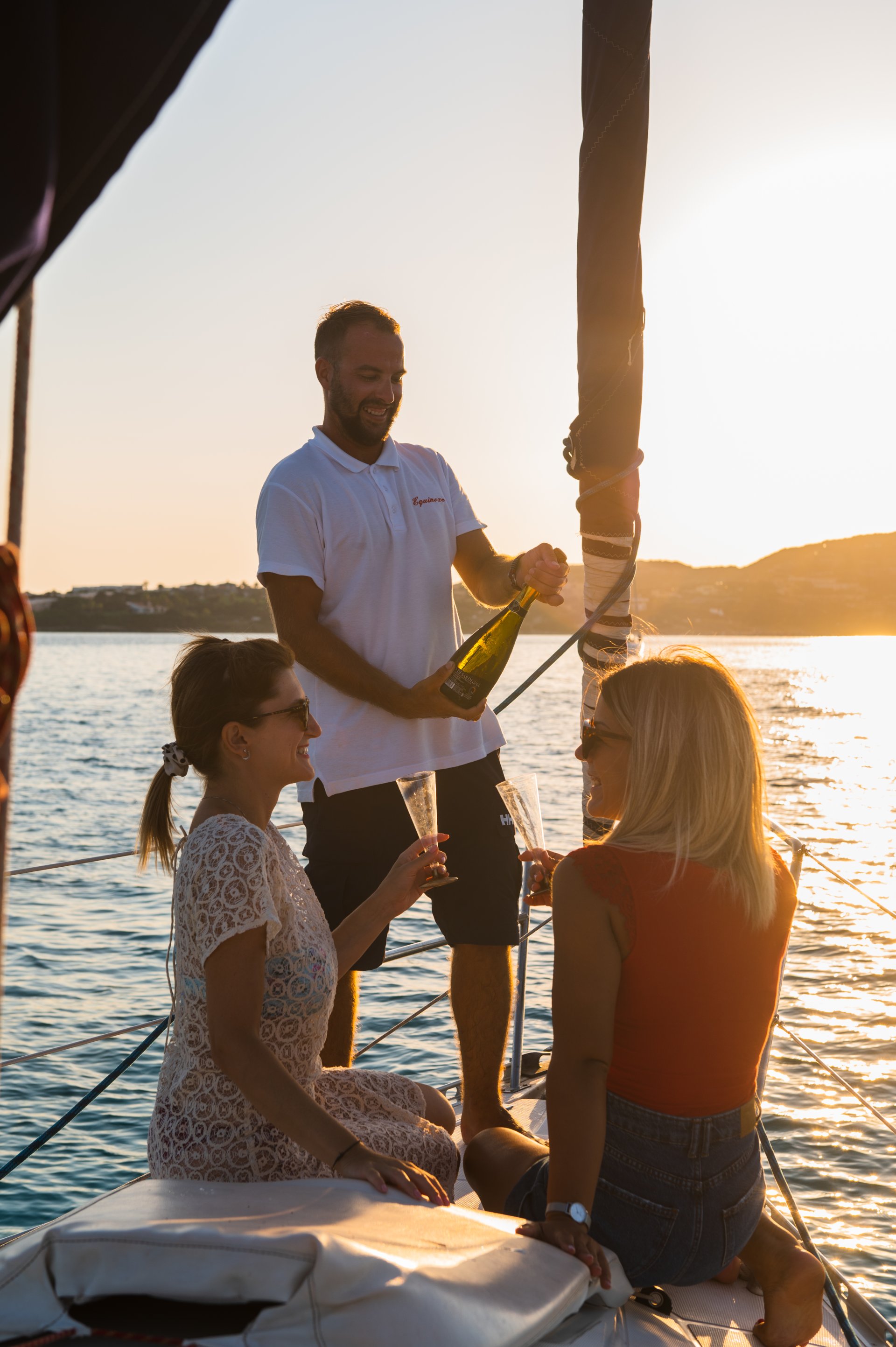 From Stintino: private aperitif on a sailing boat at sunset in front of the Pelosa - Photo 3