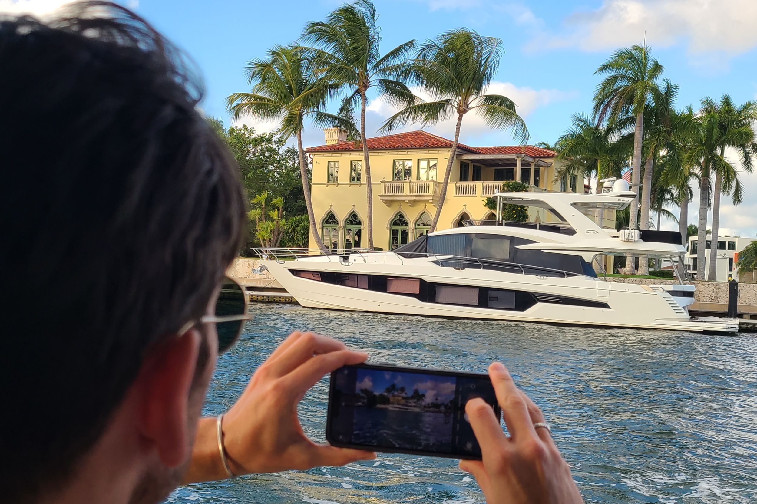 Fort Lauderdale: Millionaire's Homes and Megayachts Cruise + Free Drink Fort Lauderdale: Millionaire’s Homes and Megayachts Cruise + Free Drink