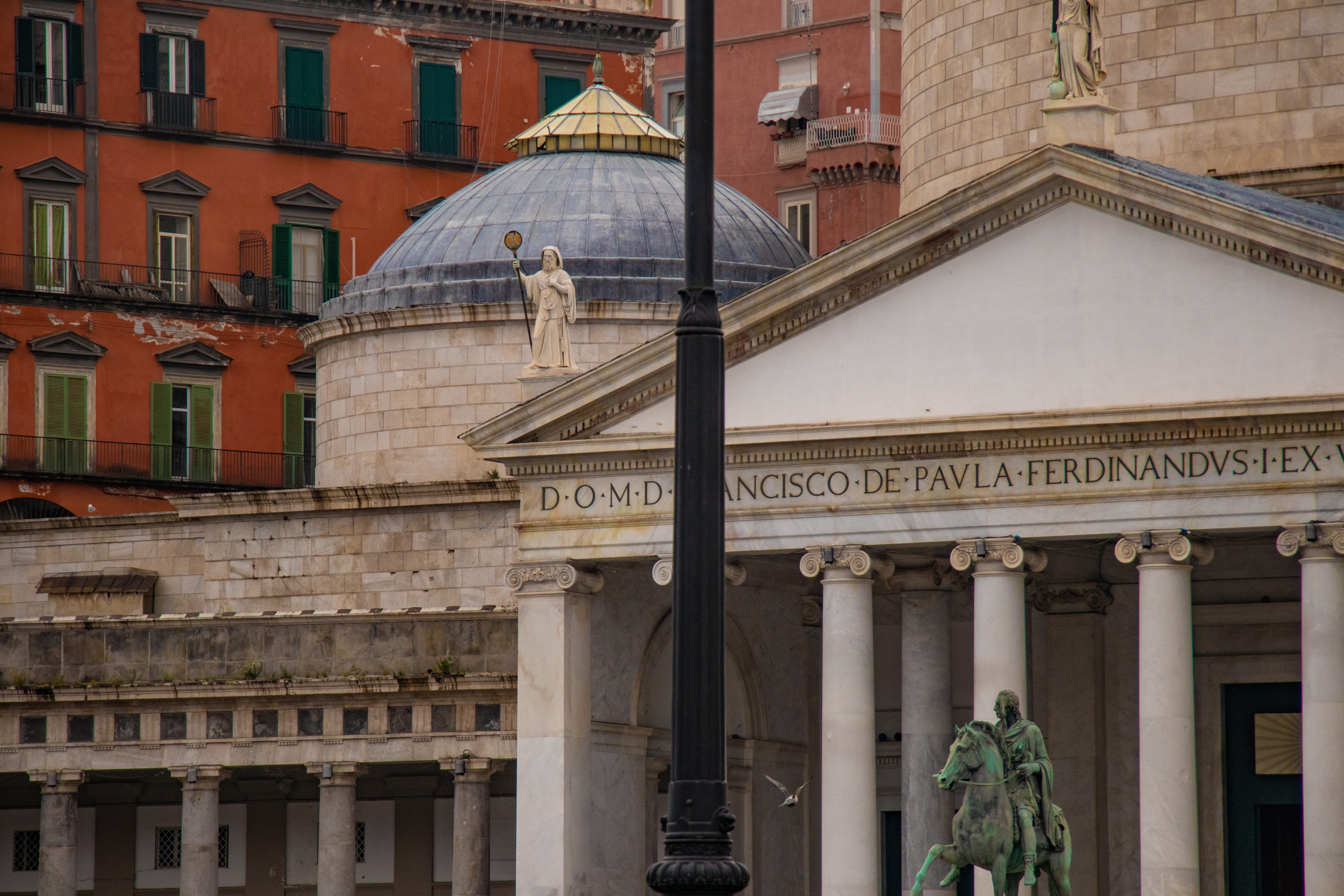 Naples bus tour and walking tour with coffee and pastry - Photo 4