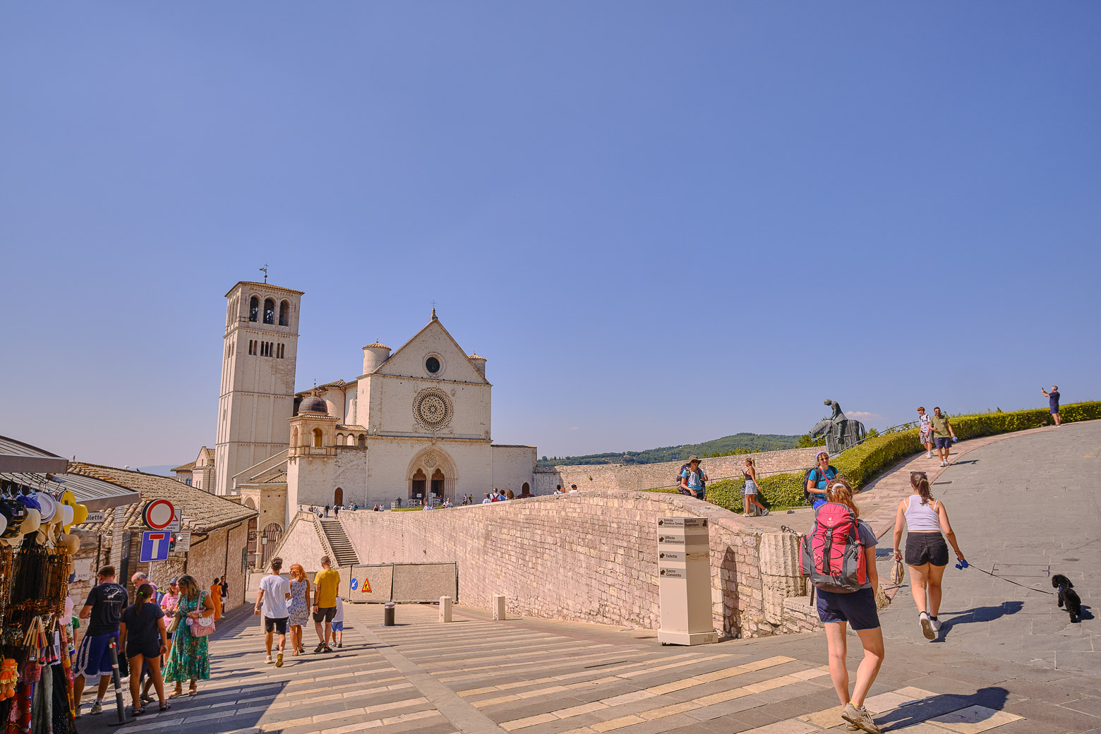 Heart of Umbria region: explore the mystic towns of Orvieto and Assisi – Image 1 | WeShare