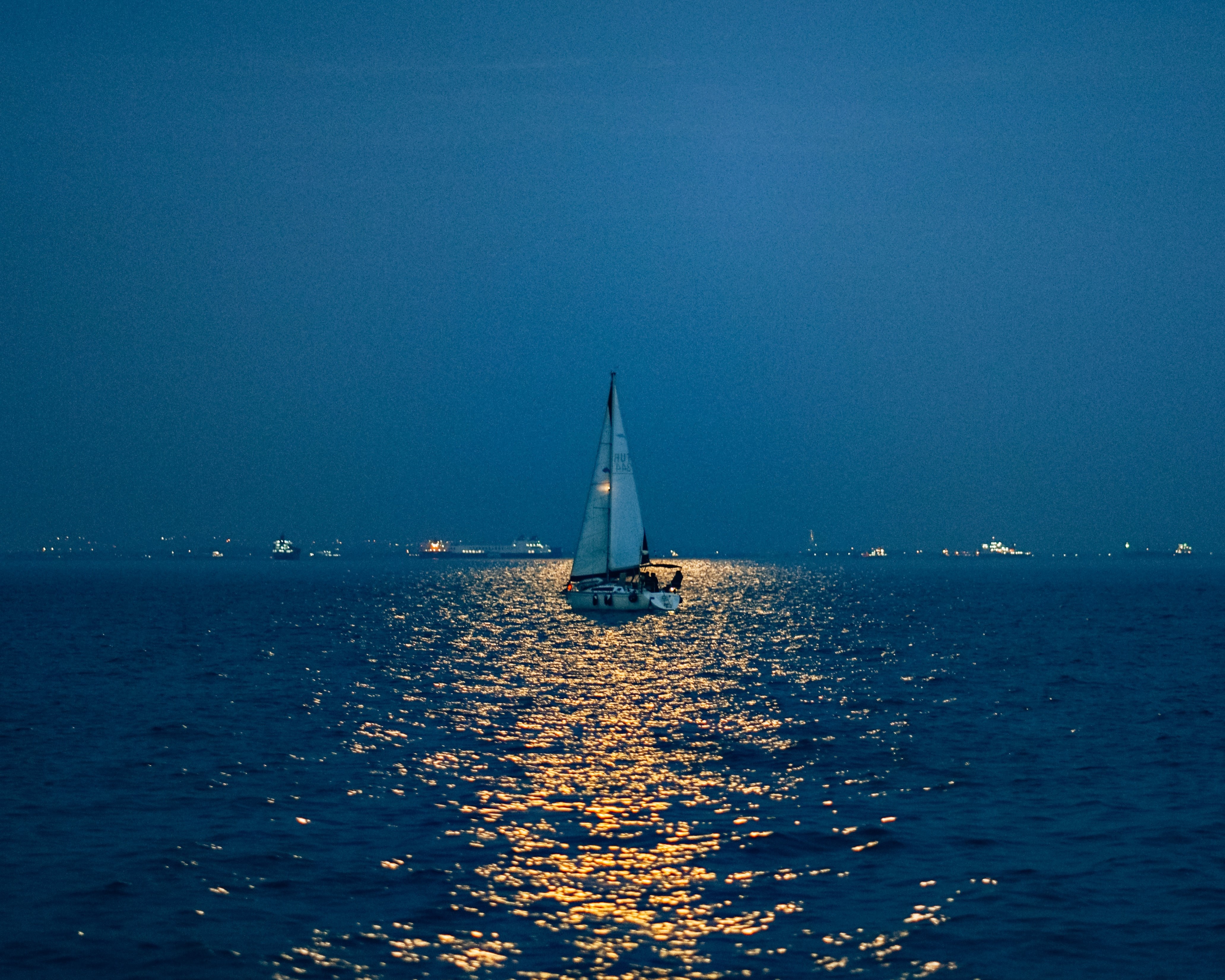 2.5-Hour Night Sailing Under the Full Moon in Sotogrande