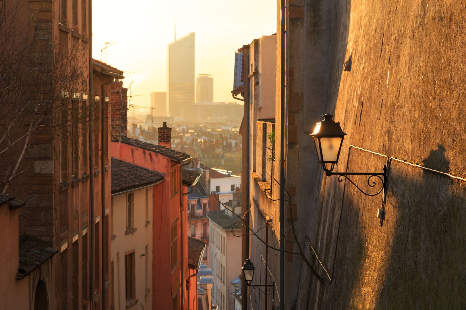 Old Lyon: Take a Journey through In-app Audio Tour