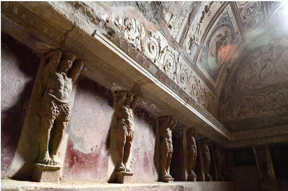 Pompeii and Vesuvius full day tour with Italian lunch from Naples – Image 2 | WeShare