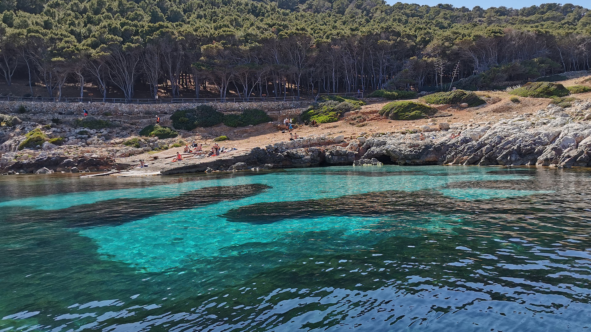 Full-day excursion by dinghy to Favignana and Levanzo - Photo 13