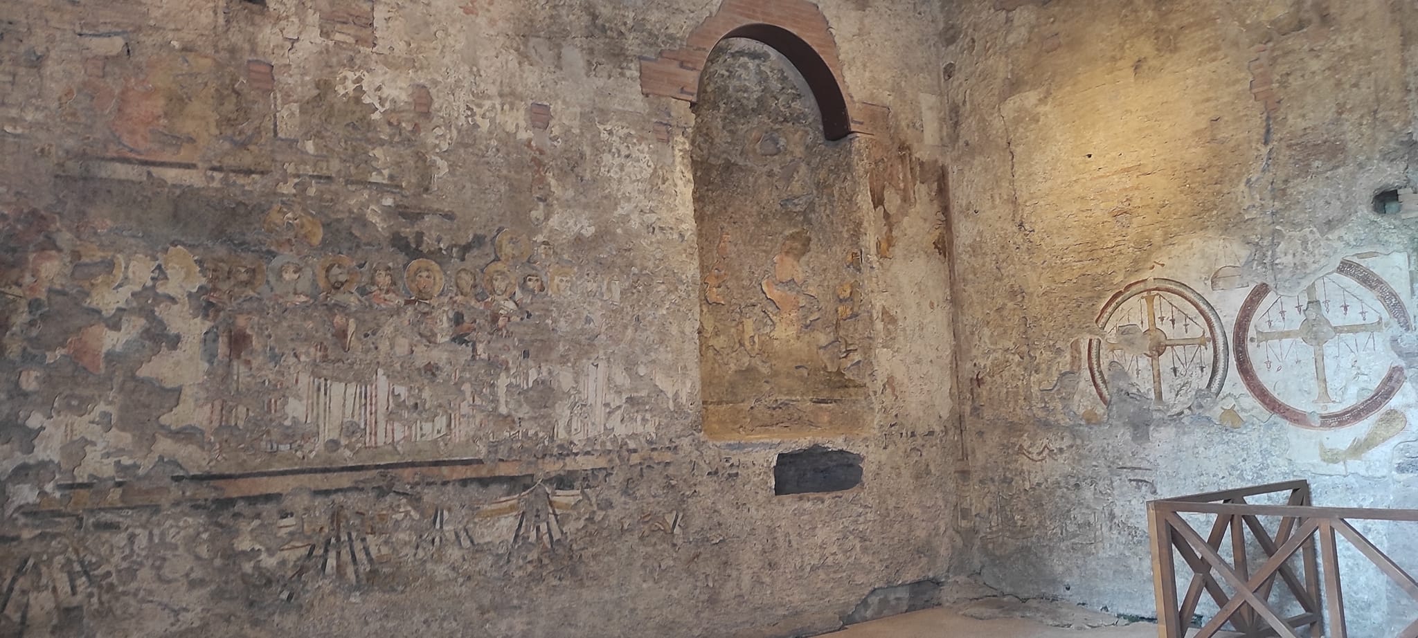 Private Tour: Colosseum and Ancient Rome  - Photo 27