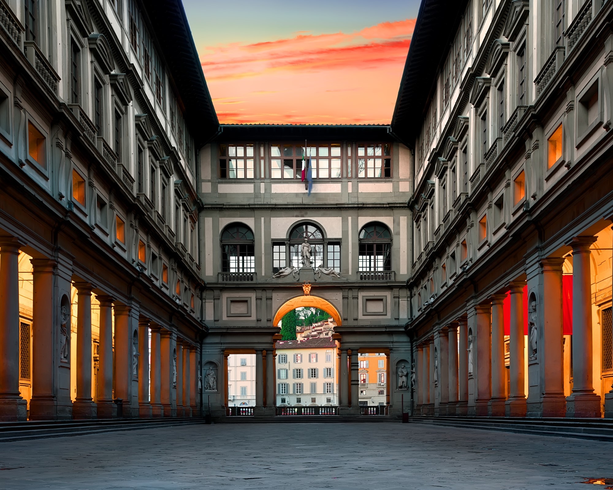 Florence: a Treasure Hunt in the Uffizi Gallery - Photo 2