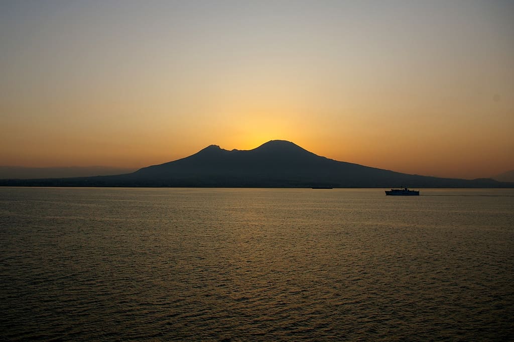 APERISUNSET IN THE GULF OF NAPLES - Photo 18