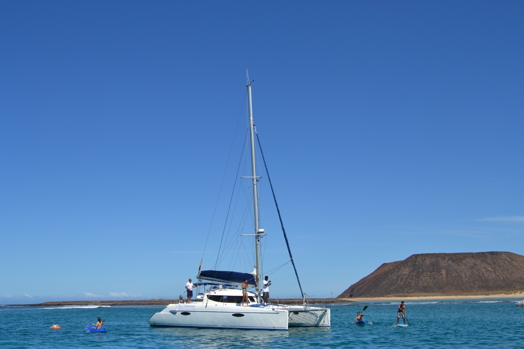 Oby Catamarán a la Isla de Lobos