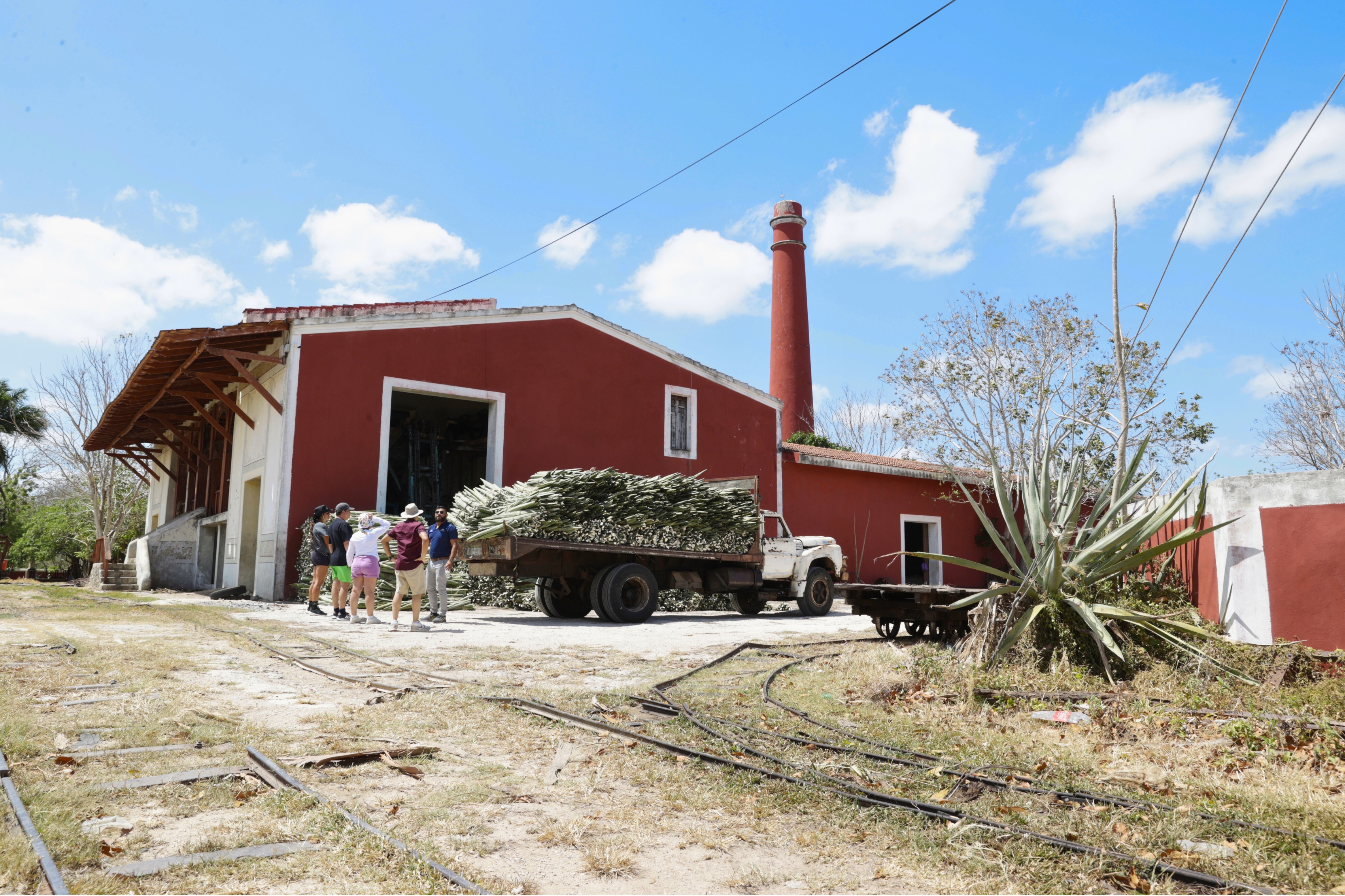 Yucatan Discovery: Motul, Hacienda, Xcambo, Xtampu & Progreso — 13/17