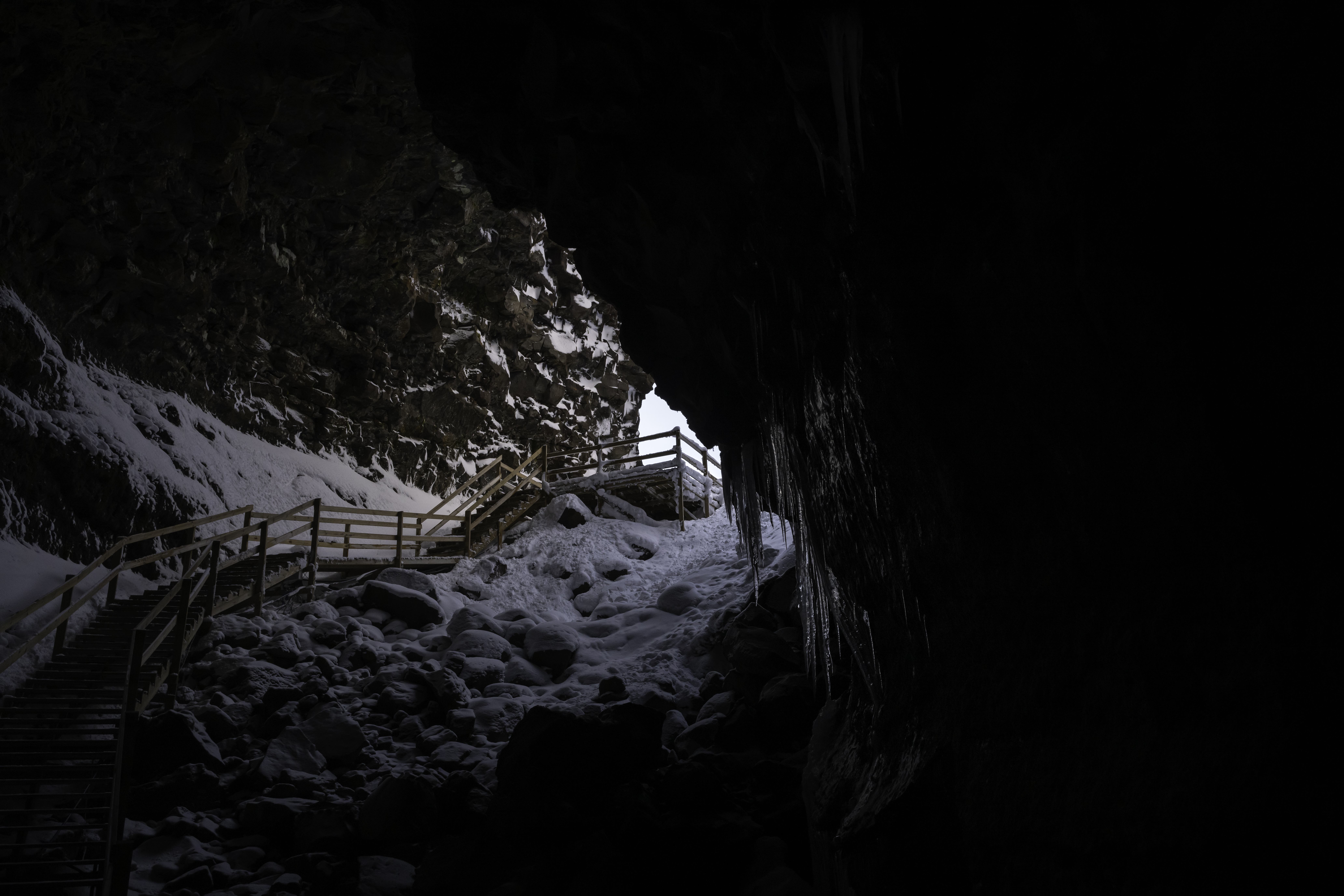 Borgarfjörður, Silver circle in minivan: lava tunnel and hot spring - photo 12