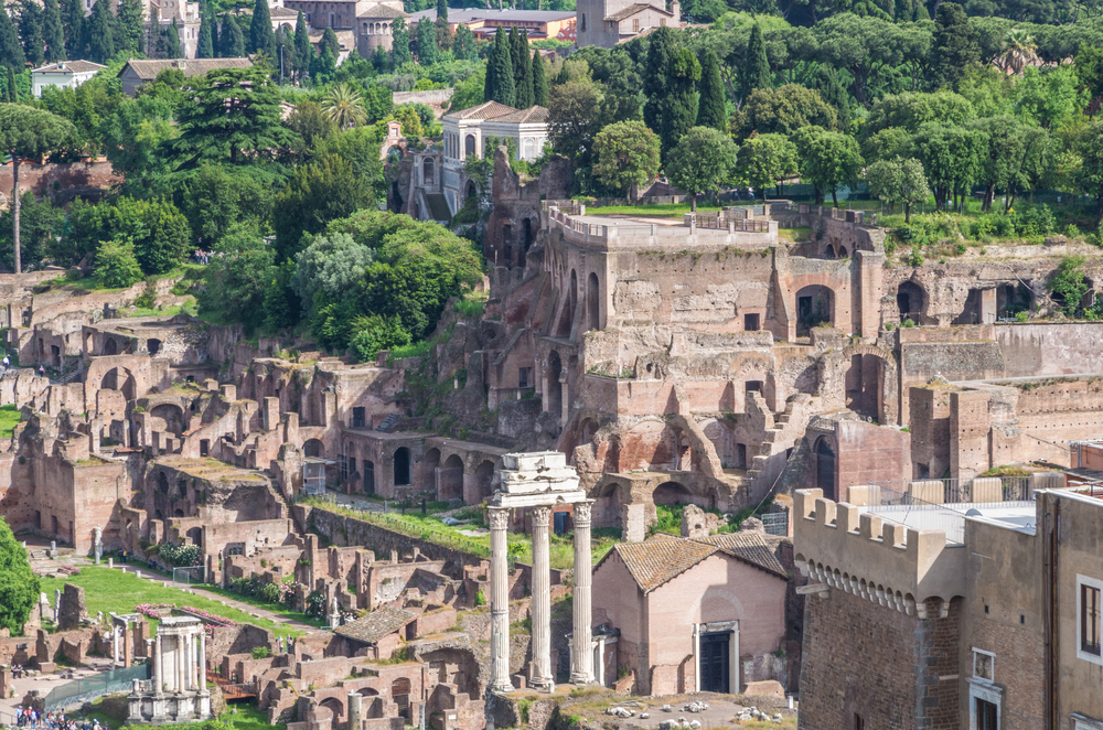Semi-private tour of Colosseum and ancient Rome - maximum 15 people – Image 4 | WeShare