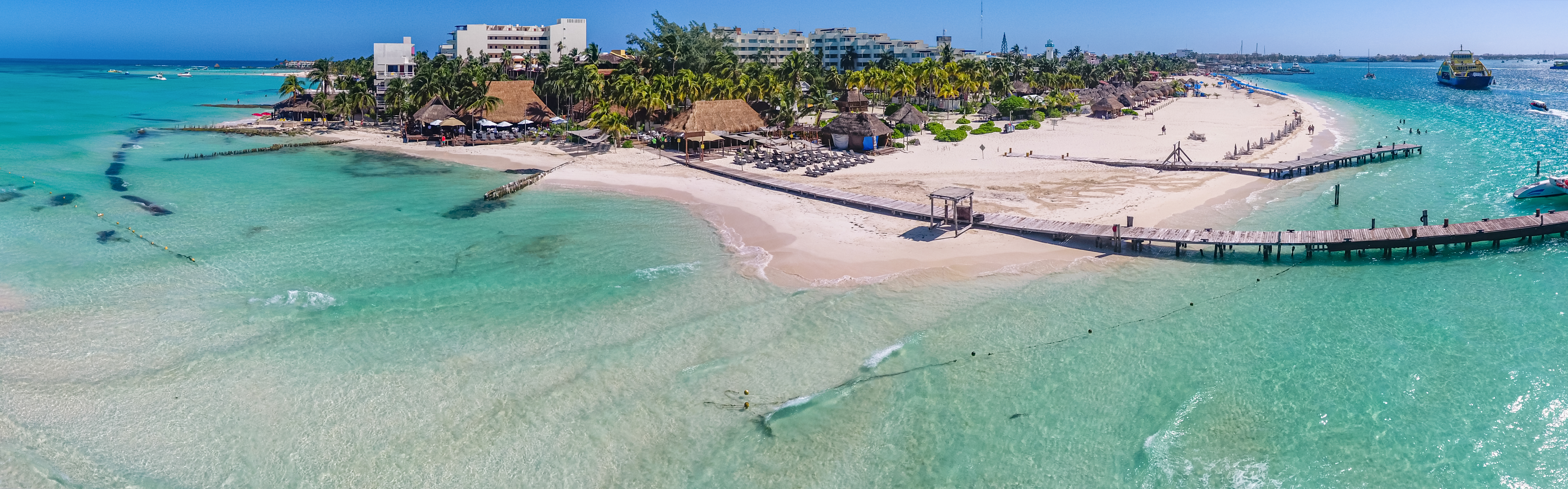 Experiencia de Navegación en Isla Mujeres con Recogida y Hasta un 30% de Descuento por Compra Anticipada - Alojamientos en Cancún