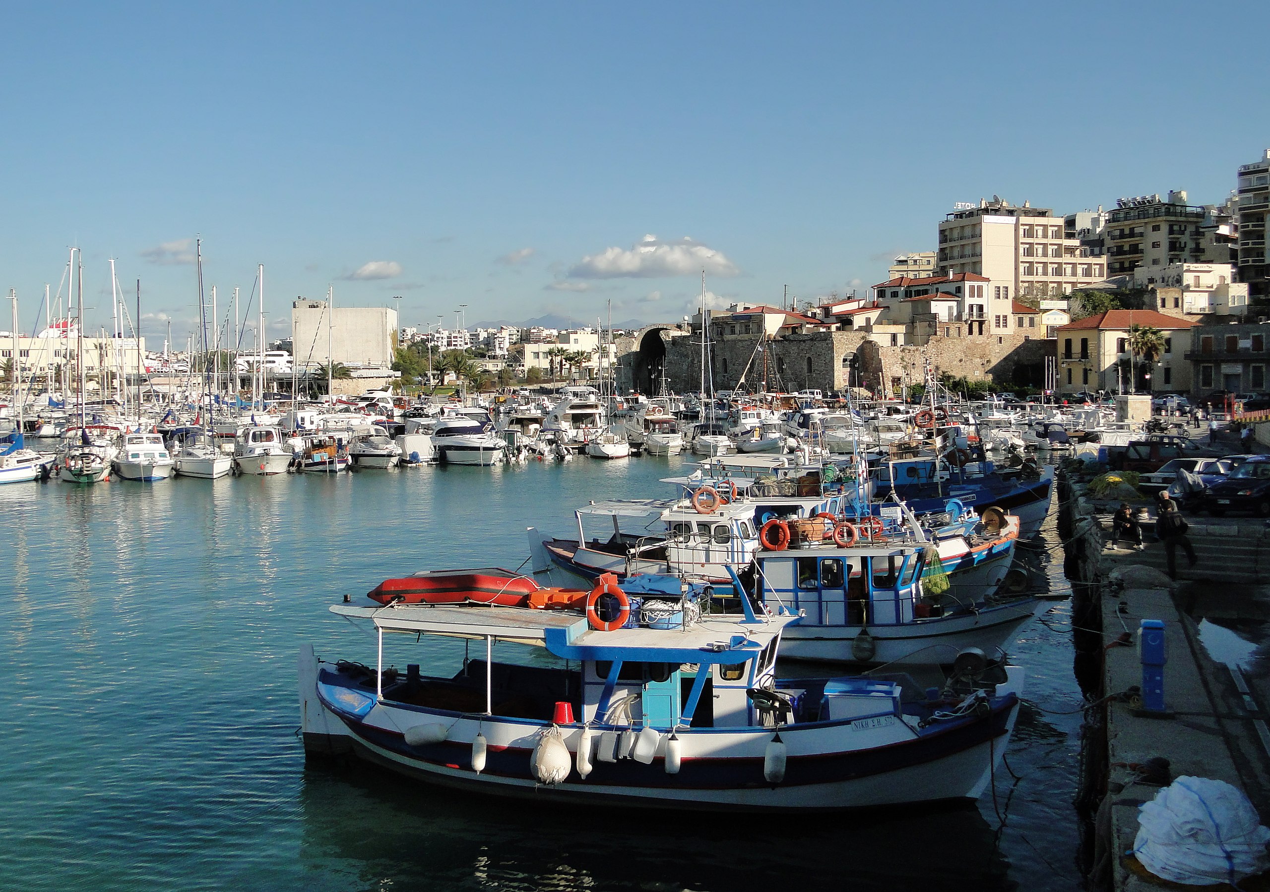 Heraklion: Karteros Beach Shore Excursion with Port Pickup