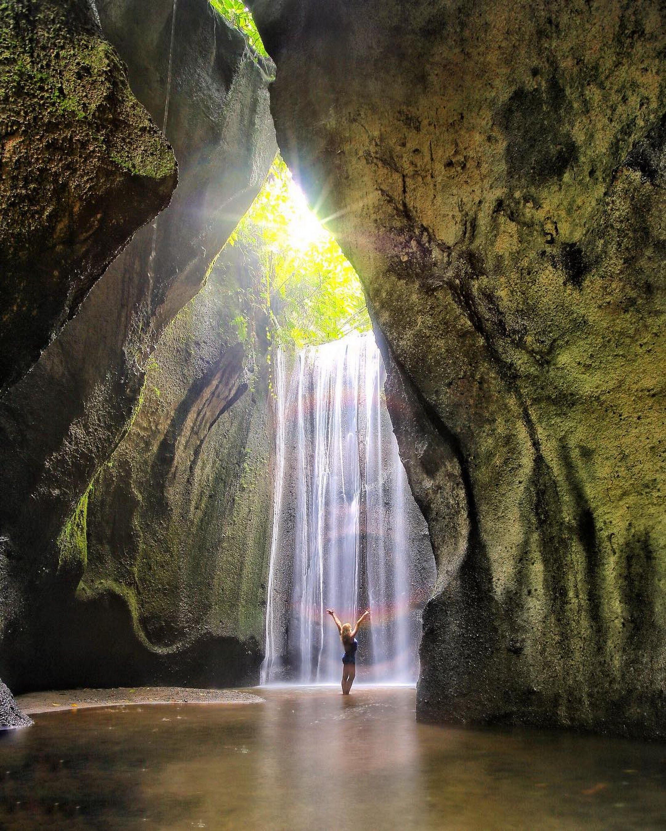 Tour privado a la cascada mágica y oculta de Bali