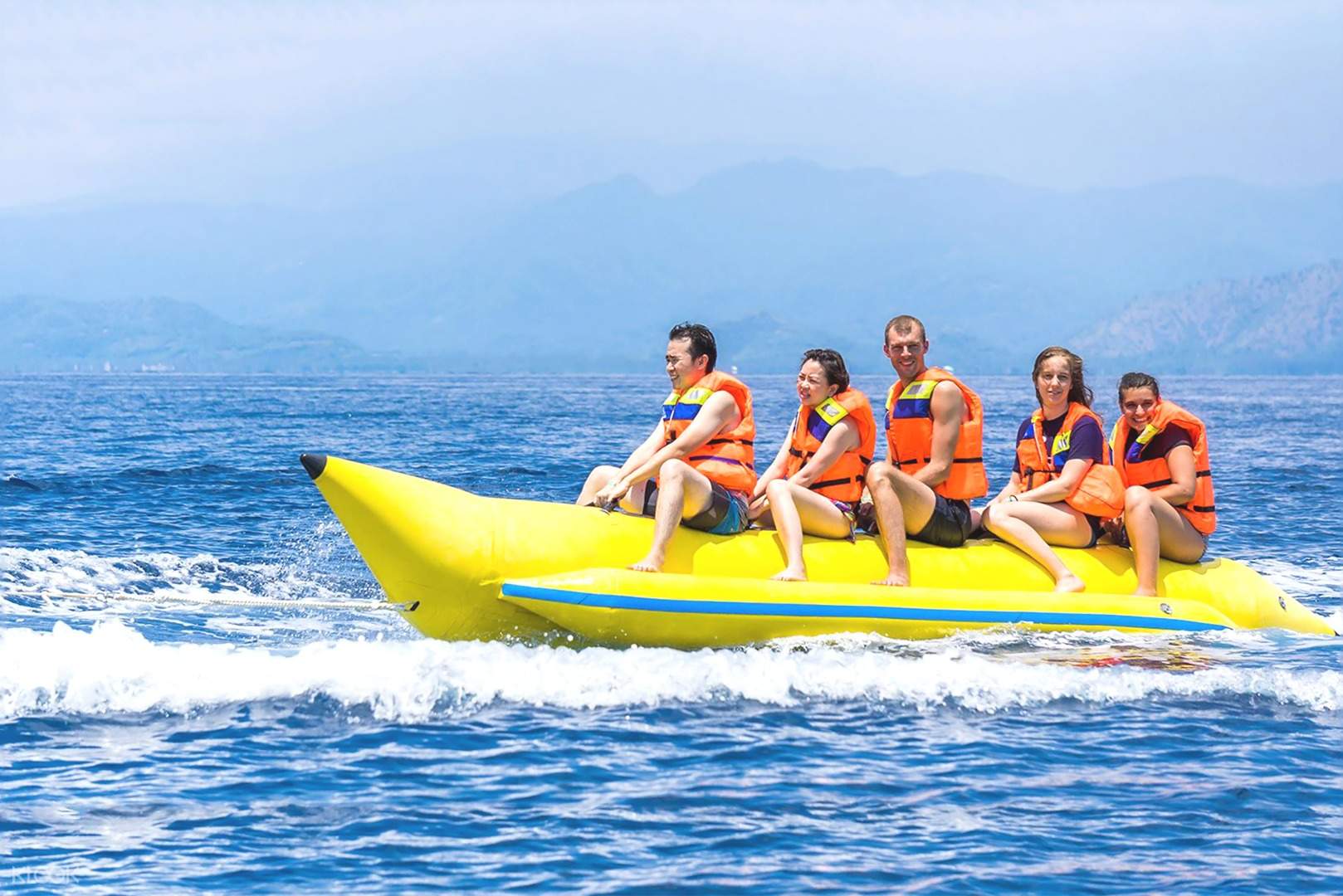 Yarım Gün Özel Su Aktiviteleri Muz Botu, Jet Ski, Uçan Balık ve Deniz Yürüyüşü Paketi