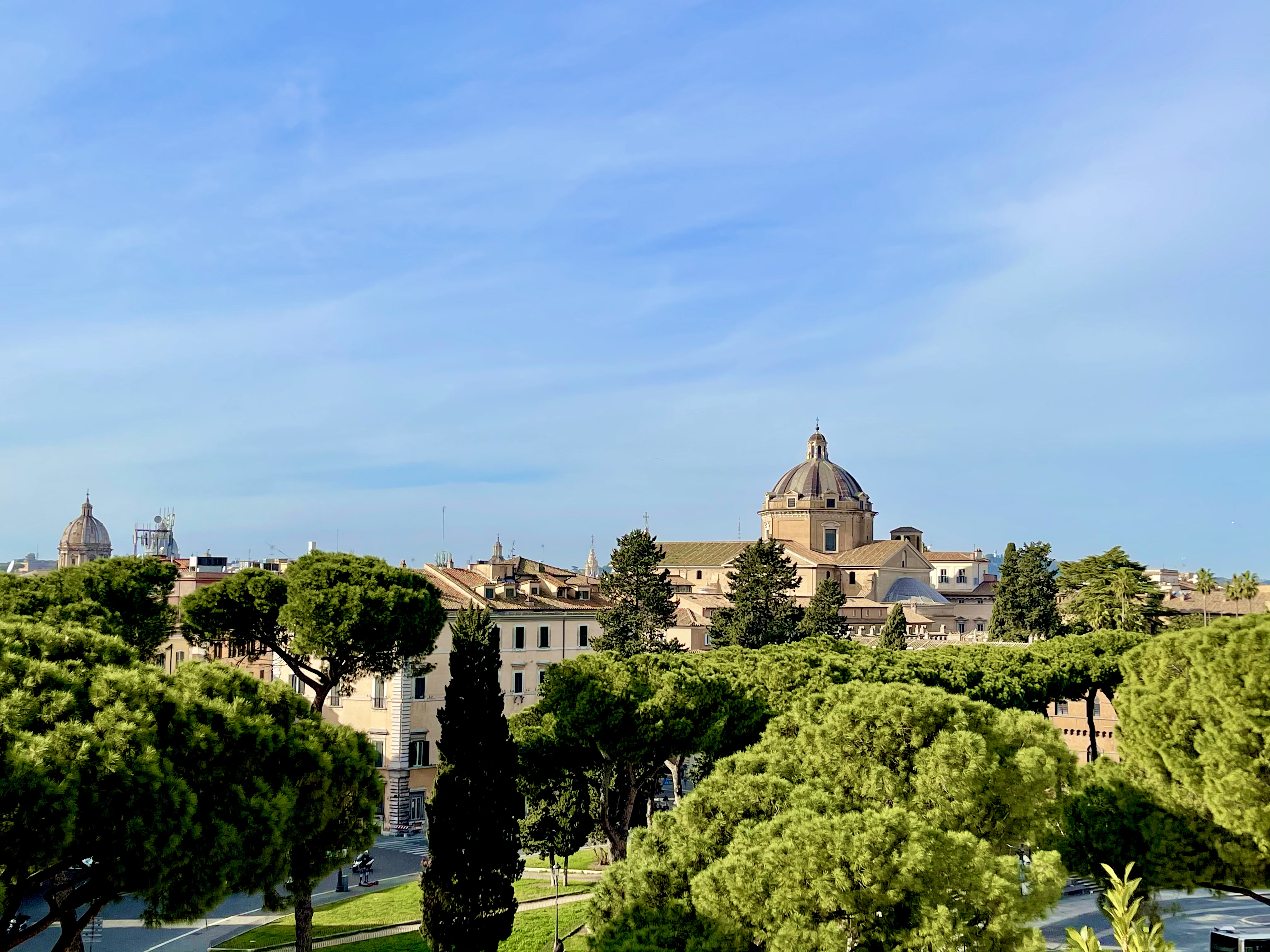 Roman Forum, Palatine Hill, Colosseum Panoramic Views Private Tour – Image 2 | WeShare