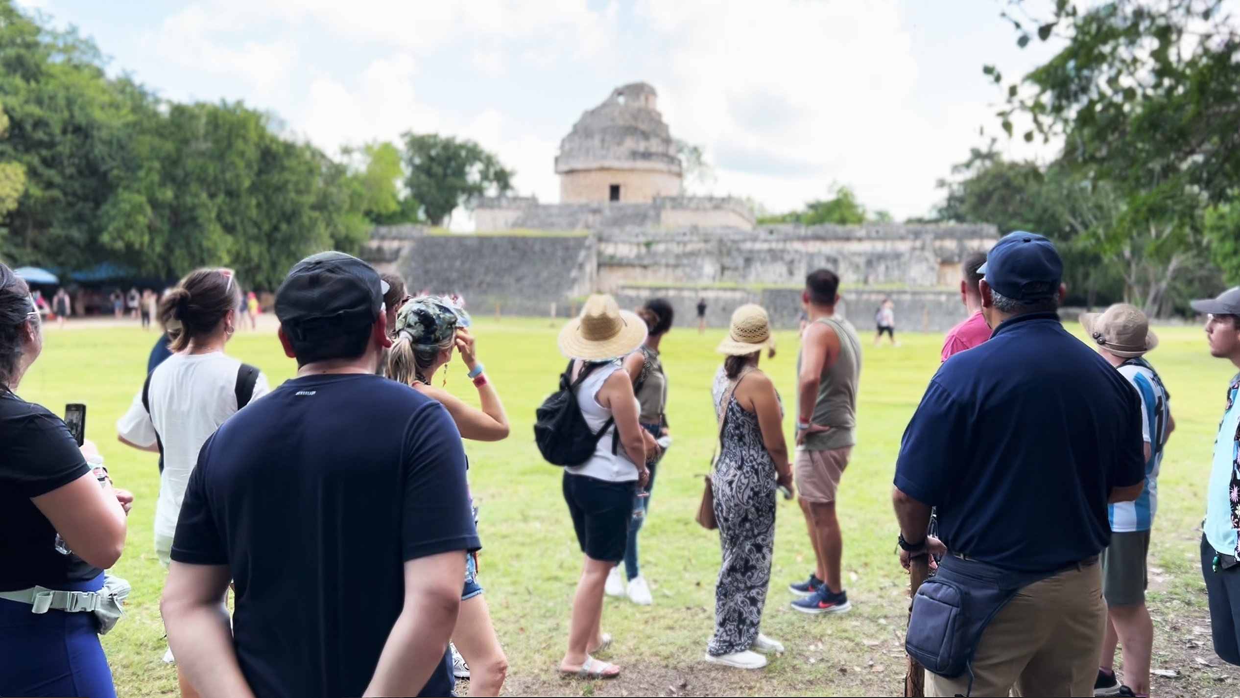 Desde Mérida: viaje a Chichén Itzá, Izamal, Valladolid y cenote 2
