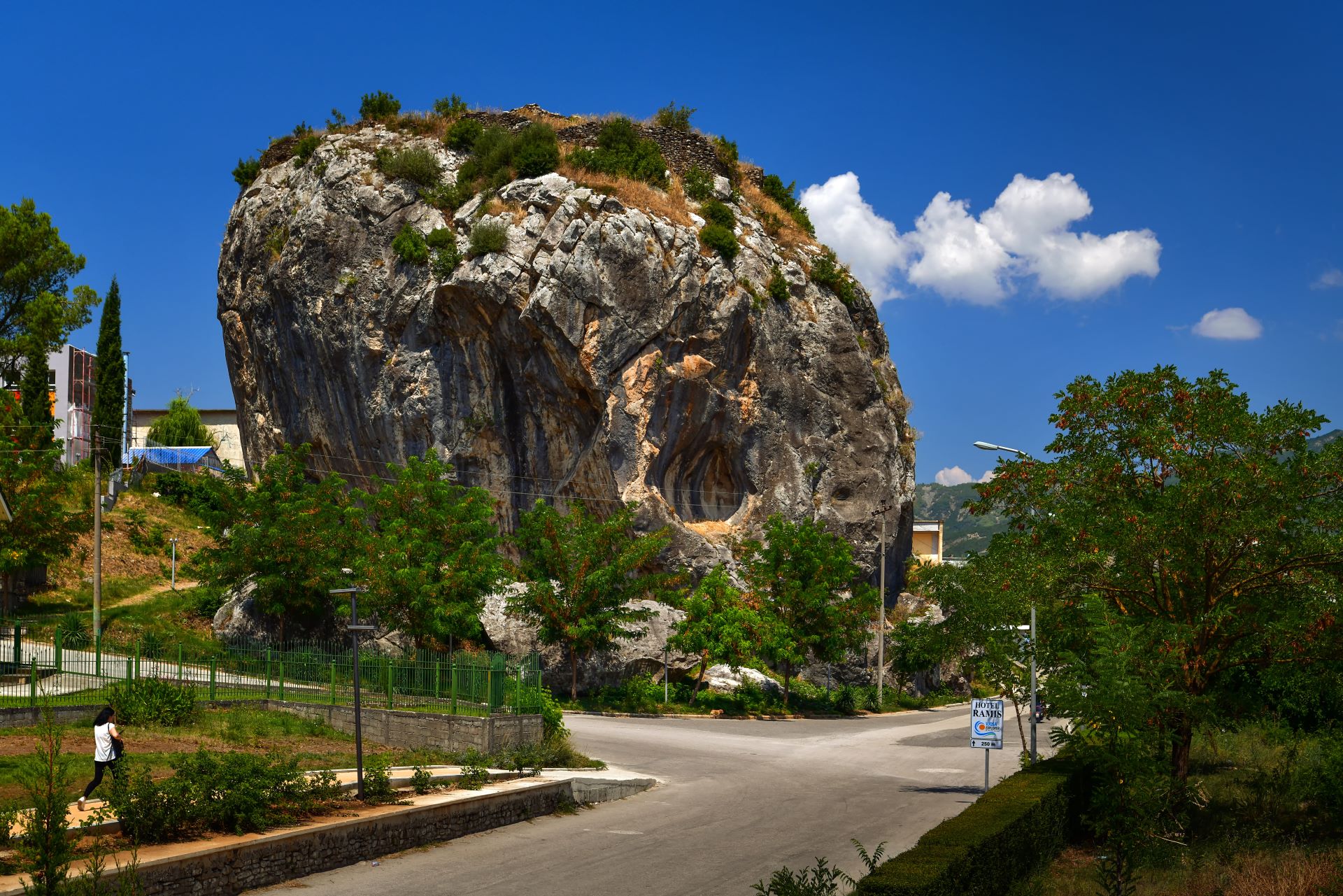 Day trip to Permet, a mix of nature, gastronomy and thermal pools - Photo 7