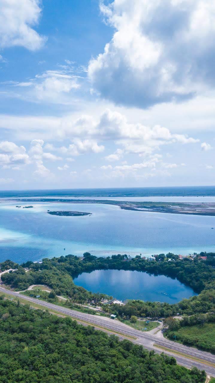 Tour a Bacalar , Laguna de los Siete Colores 2