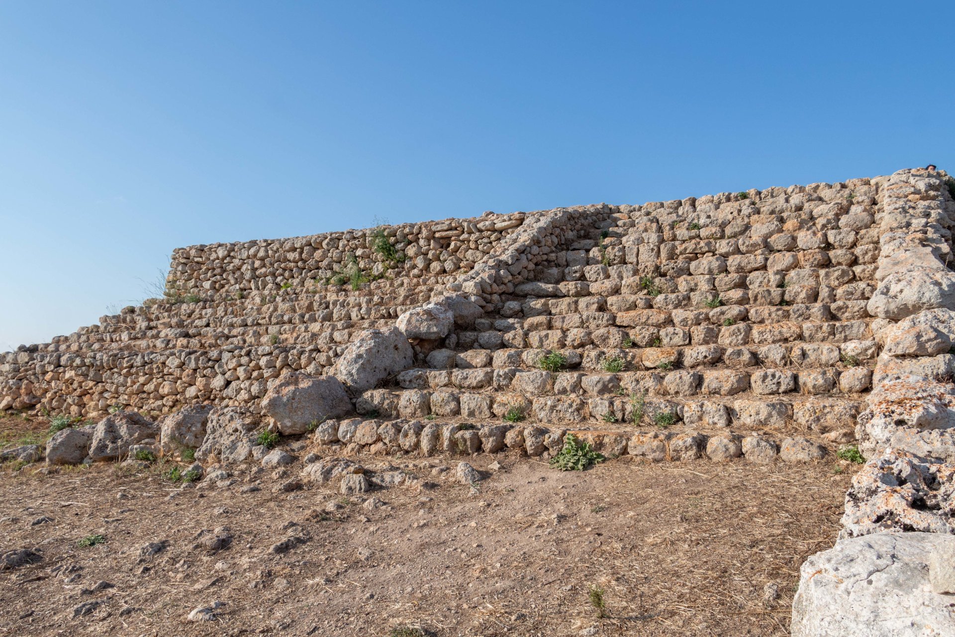 Porto Torres: archaeological tour in Monte d'Accoddi and Su Crucifissu Mannu - Photo 4